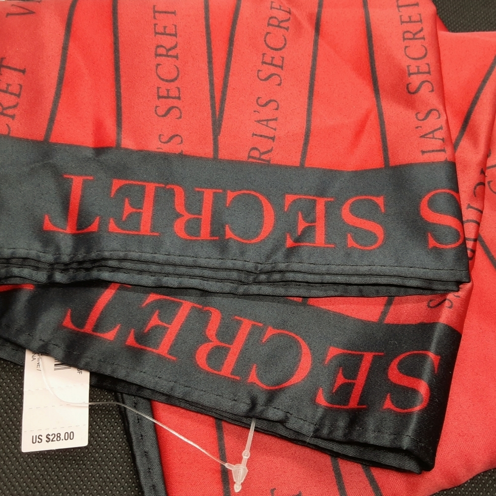 Victoria Secret Scarf